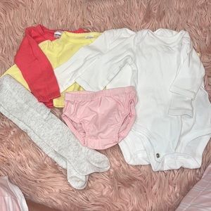 Carters 3 months old baby clothes